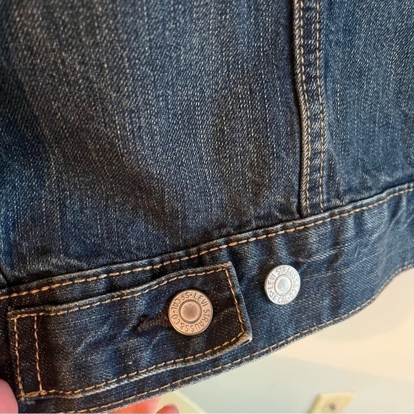 Levi’s Trucker Denim Jacket - Picture 9 of 14